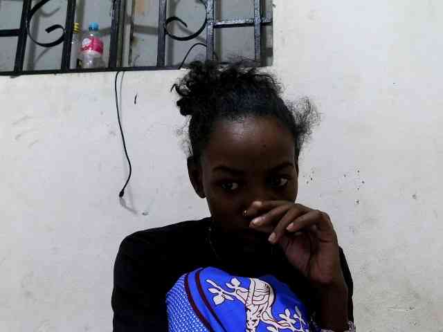 Modèle: Claudiaah