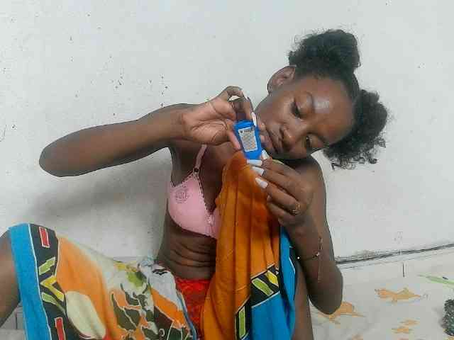 Modèle: Claudiaah