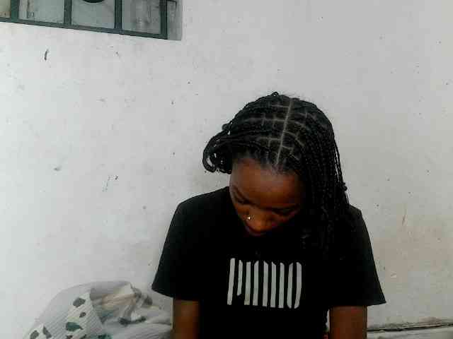 Modèle: Claudiaah
