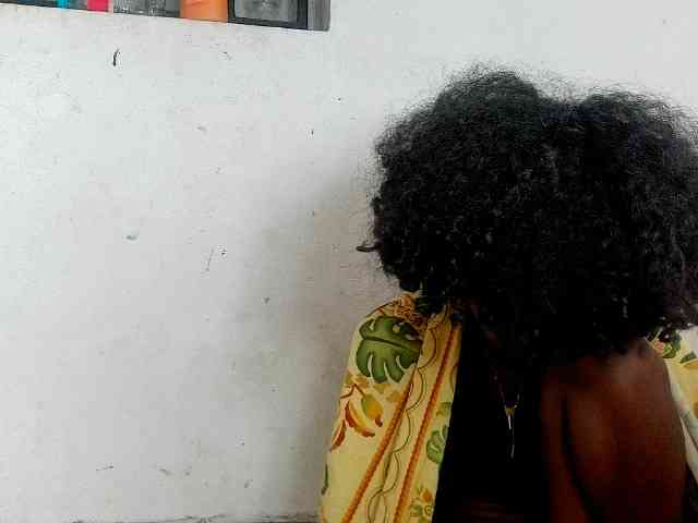 Modèle: Claudiaah