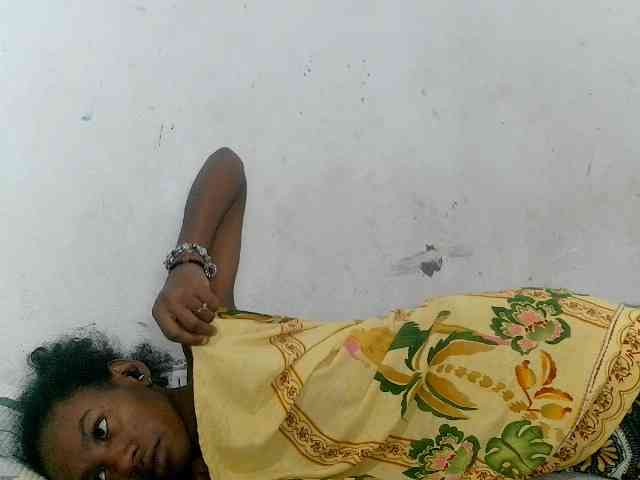 Modèle: Claudiaah