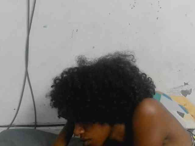 Modèle: Claudiaah
