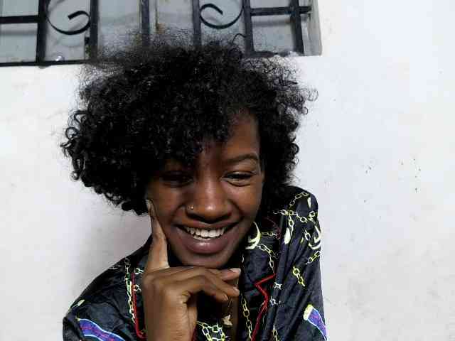 Modèle: Claudiaah