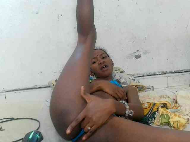 Modèle: Claudiaah