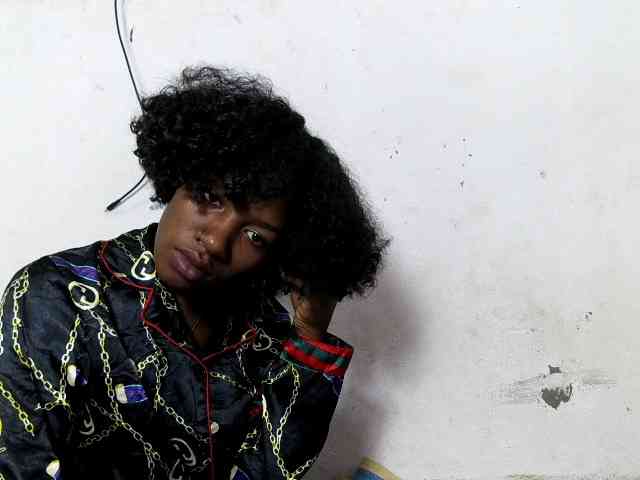 Modèle: Claudiaah