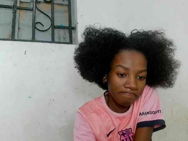 Modèle: Claudiaah