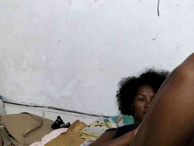 Modèle: Claudiaah