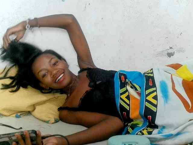 Modèle: Claudiaah