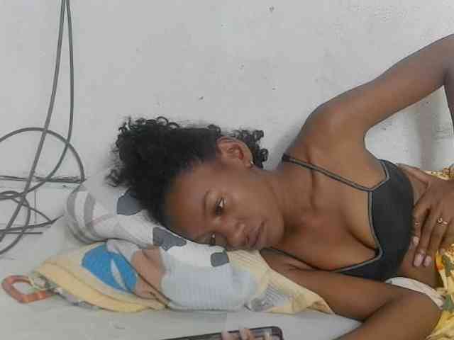 Modèle: Claudiaah