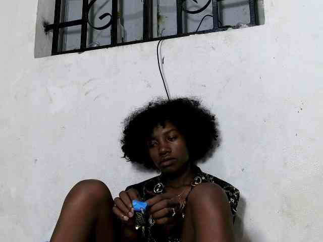 Modèle: Claudiaah