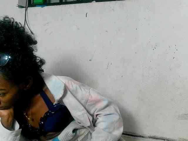 Modèle: Claudiaah