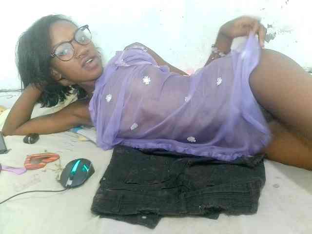 Modèle: Claudiaah