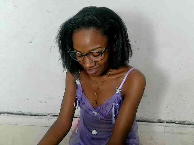 Modèle: Claudiaah