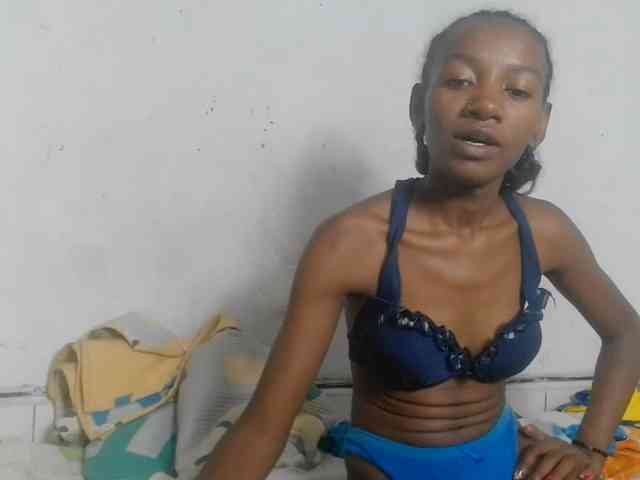 Modèle: Claudiaah