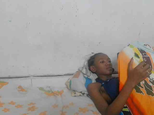 Modèle: Claudiaah