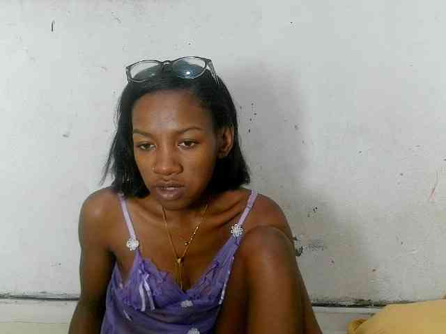 Claudiaah - Girl 