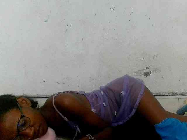 Modèle: Claudiaah