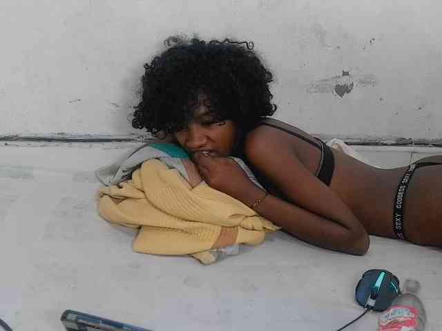 Modèle: Claudiaah