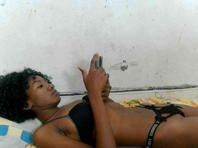 Modèle: Claudiaah