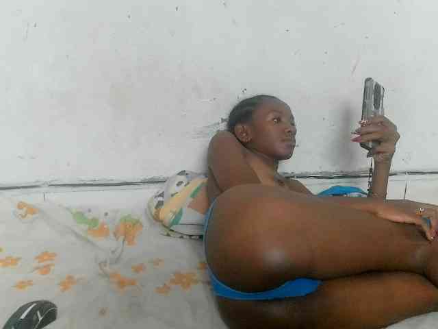Modèle: Claudiaah