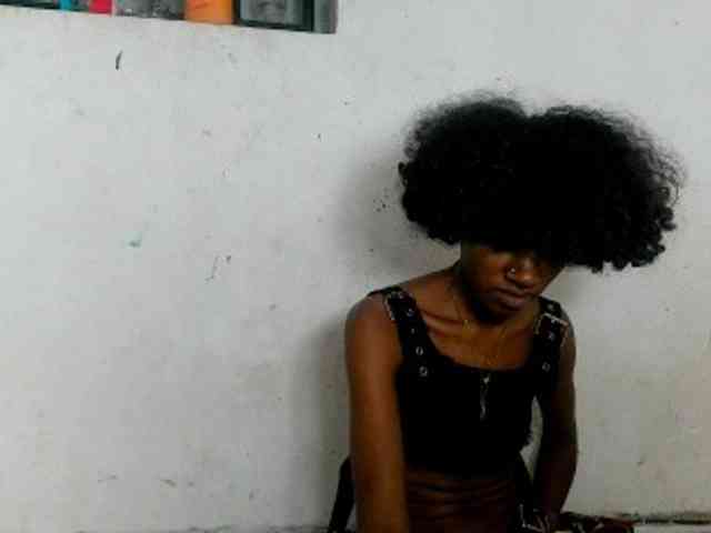 Modèle: Claudiaah