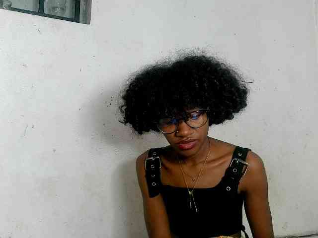 Modèle: Claudiaah