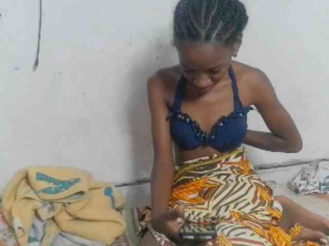 Modèle: Claudiaah