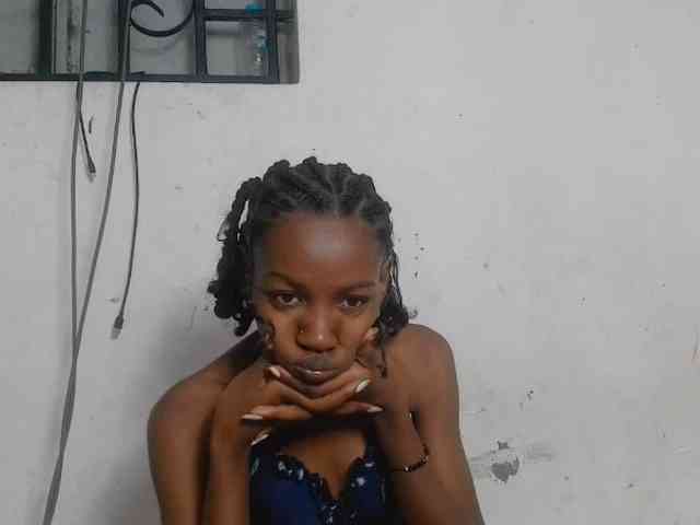 Modèle: Claudiaah