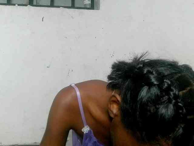 Modèle: Claudiaah