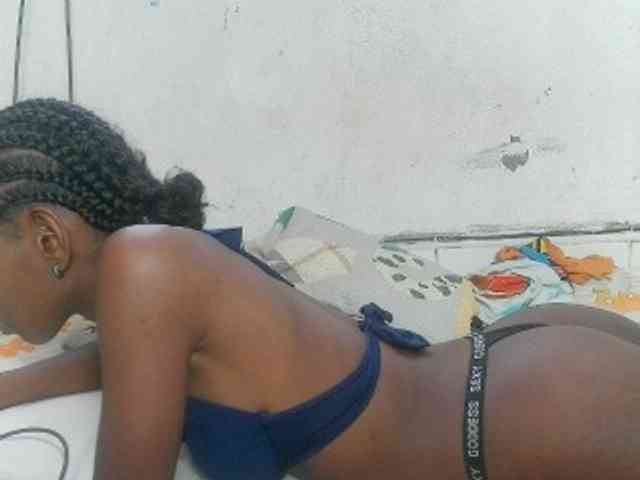 Modèle: Claudiaah