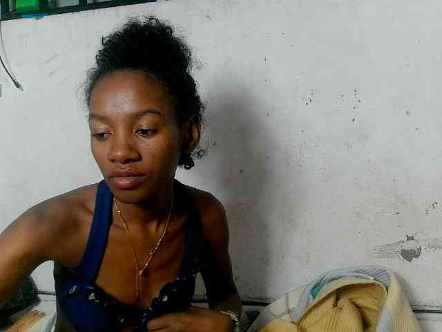 Modèle: Claudiaah