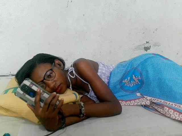 Modèle: Claudiaah