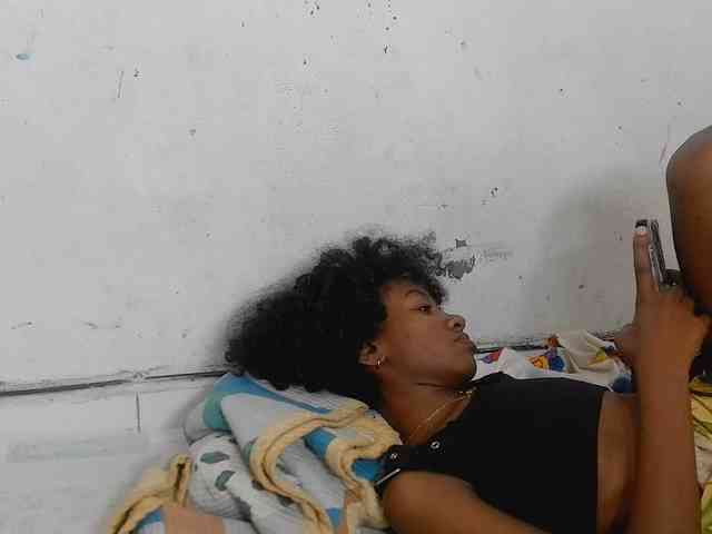 Modèle: Claudiaah