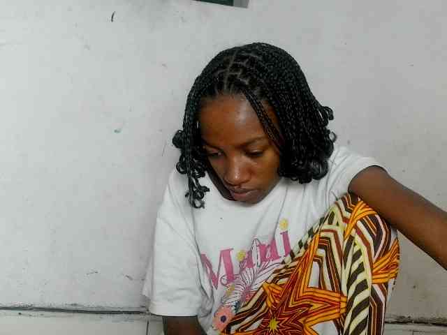 Modèle: Claudiaah