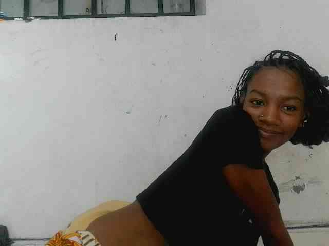 Model: Claudiaah