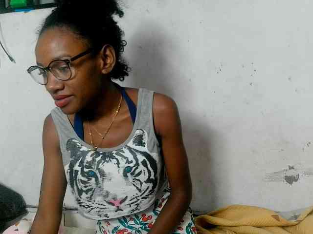 Modèle: Claudiaah