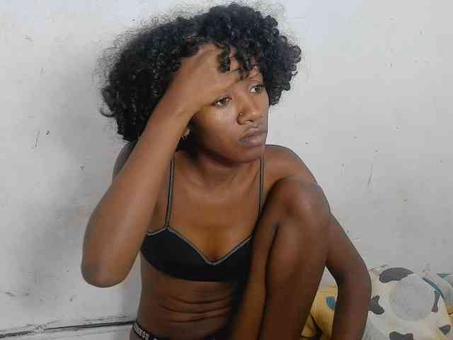 Modèle: Claudiaah