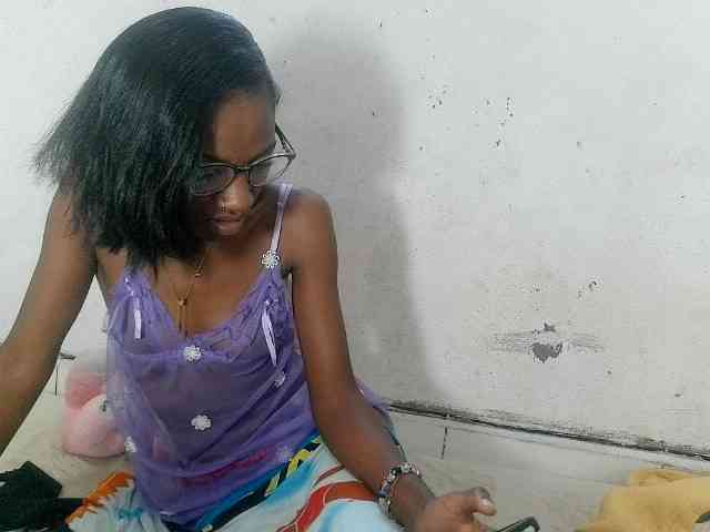 Modèle: Claudiaah