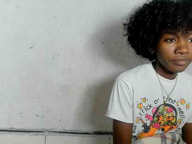 Modèle: Claudiaah