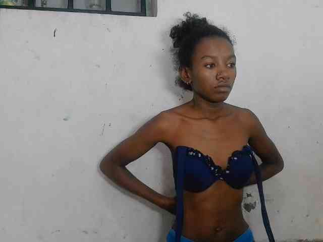 Modèle: Claudiaah