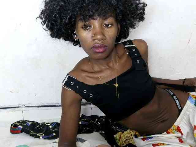 Modèle: Claudiaah