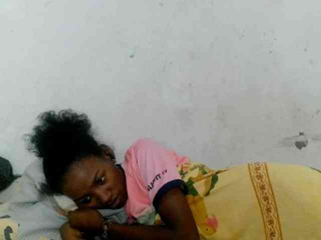 Model: Claudiaah