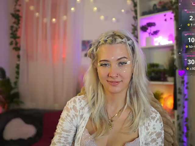 EmilySwan live cam on BongaCams