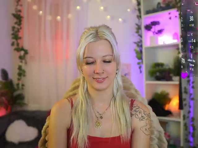 EmilySwan live cam on BongaCams
