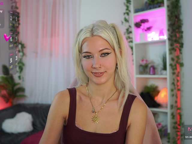 EmilySwan live cam on BongaCams