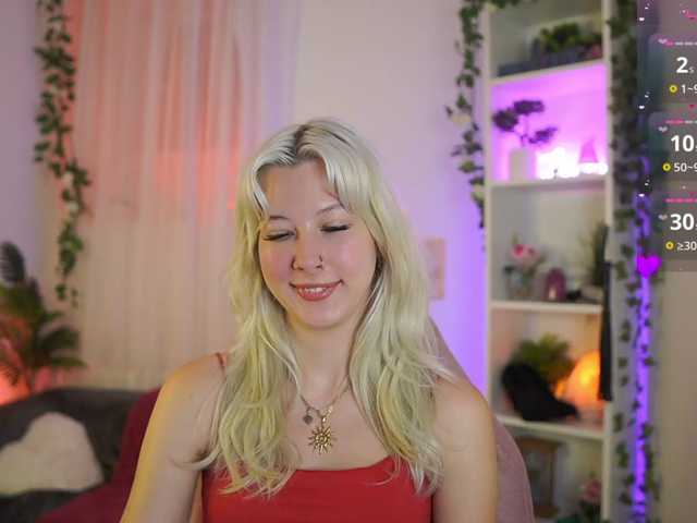 EmilySwan live cam on BongaCams