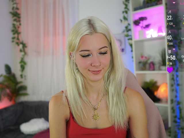 EmilySwan live cam on BongaCams