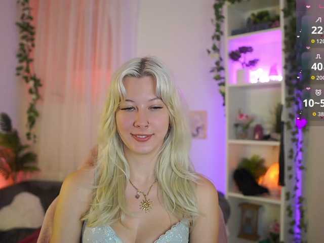 EmilySwan live cam on BongaCams