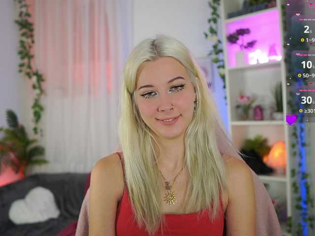 EmilySwan live cam on BongaCams