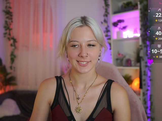 EmilySwan live cam on BongaCams